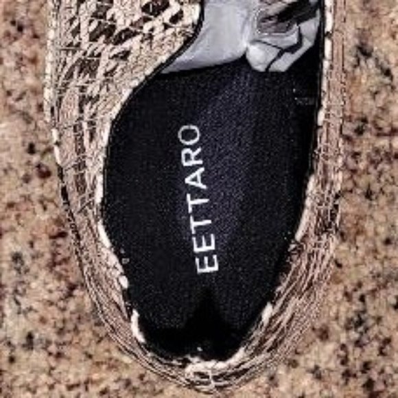 NWOT Eettaro Womens Chelsea Snakeskin Print Block-Heel Ankle Boots (Size 10M) - Picture 7 of 7